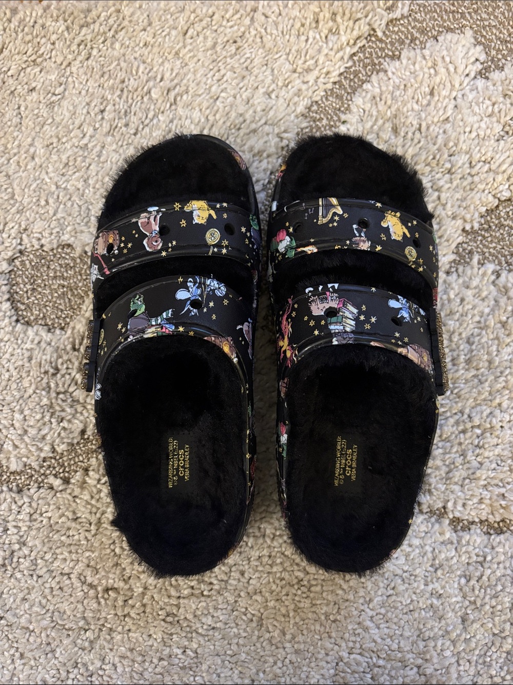 CROCS Harry Potter Fuzzy Slipper Sandel
